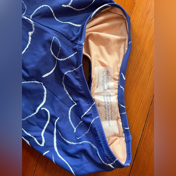 NWT Madewell Square-Neck Tank One-Piece Swimsuit - Medium Blue and White - Picture 8 of 9